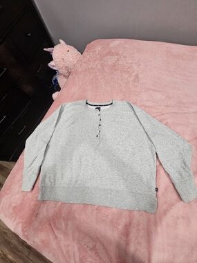GAP Light Gray Henley Crew Sweater
